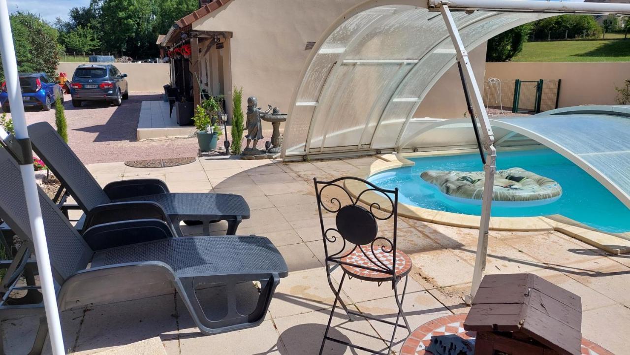 Bed and Breakfast Colette Alain Maxime Lapalisse Exterior foto