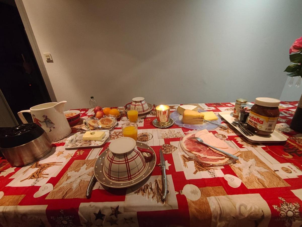 Bed and Breakfast Colette Alain Maxime Lapalisse Exterior foto